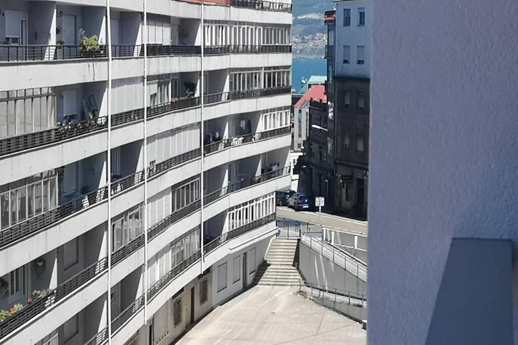 Ferienwohnung Piso Moderno Con Garaje En El Centro De Vigo Exterior foto